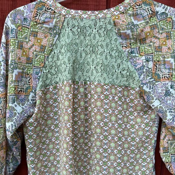 New Directions Women Blouse Top 3/4 Sleeve Tassel Tie Neckline Multicolor Medium - Picture 4 of 5